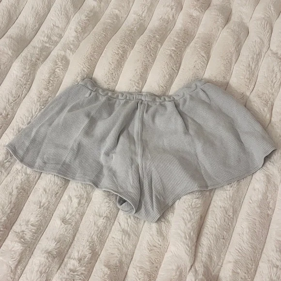 Brandy Melville Light Blue Shorts - Picture 2 of 2